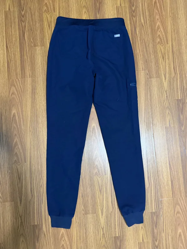FIGS Zamora Navy cargo jogger scrub pants size XS/T. - Image 3