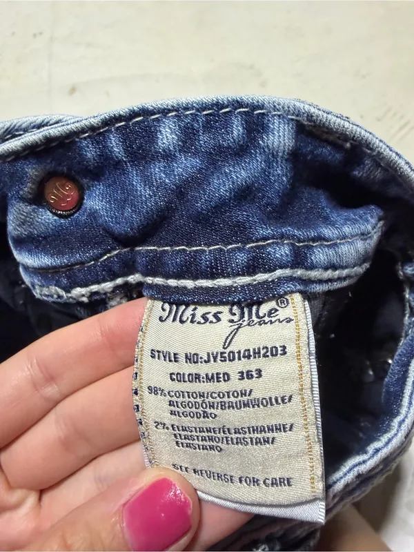 Miss me signature shorts 29 Women’s Blue Denim Cutoff Shorts - Image 10