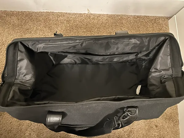 Béis The Weekender Bag - Image 3