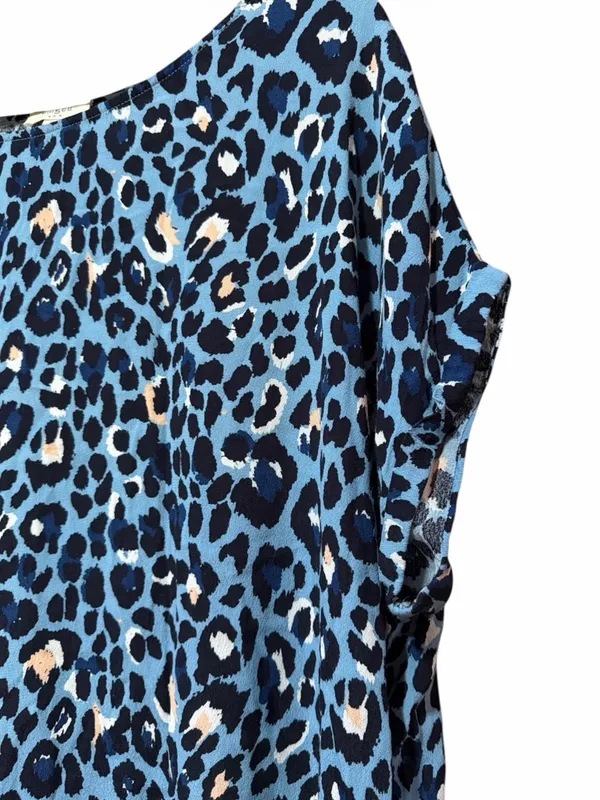 Umgee Blue Leopard Print Women’s Tunic Top - Lightweight Relaxed Fit Pockets - Image 5