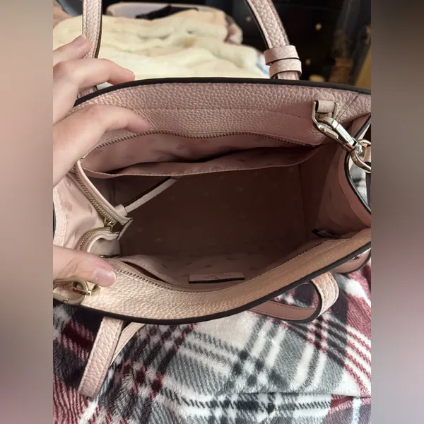 Kate Spade crossbody purse - Image 4