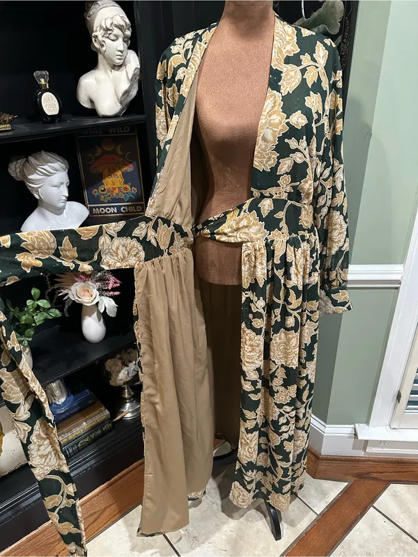 Dress Forum Floral Baroque V‑Neck Maxi Dress – Size Large (NWT) - Image 11