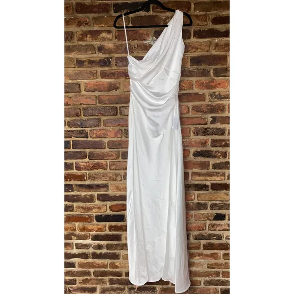 NWT Lulus Effortlessly Sensational White Satin Backless Maxi Dress Size Large - Image 3
