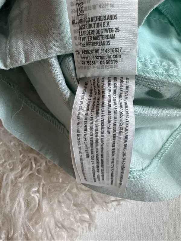 NWOT Abercrombie & Fitch Light Mint High-Waist Button Front Shorts size small - Image 3