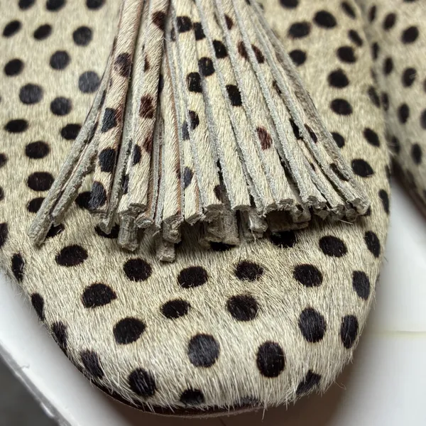 Clanni Calf Hair Polka Dot Mules Tassel Pointed Toe Tan Black Shoes Size 7.5 - Image 9