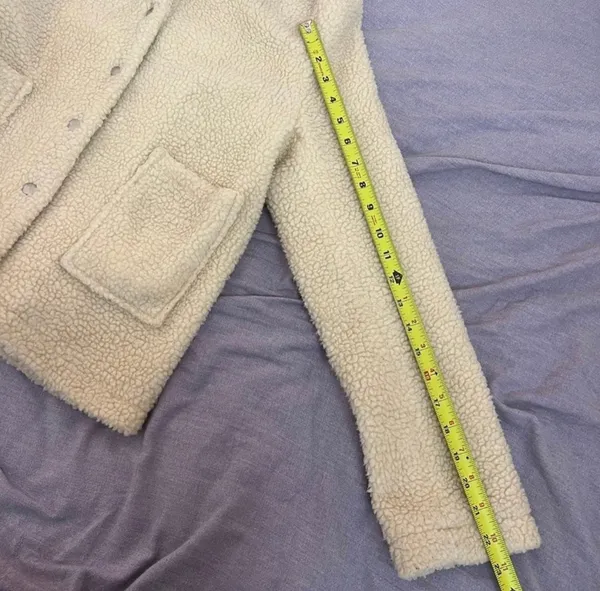 Light Cream Button up Faux Fur Sherpa Fleece Jacket Warm Winter Teddy Coat Size Large - Image 8