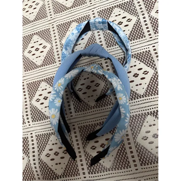 3PC Light Blue Knotted Headband Set - Daisies, Ribbed & Floral - Image 4