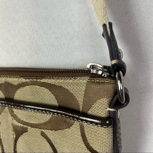 Coach Beige &‎ Brown Signature Canvas Logo Crossbody Bag - Image 7
