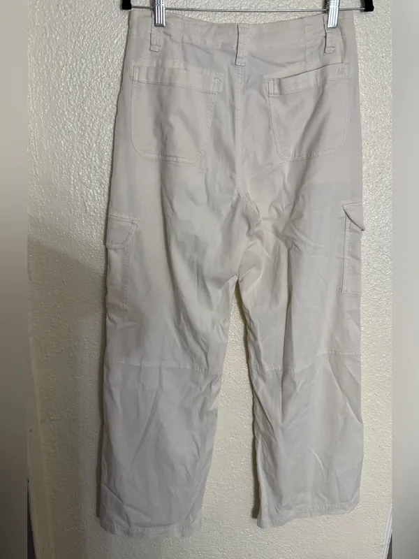 American Eagle Outfitters cream Wide-Leg stretch Cargo Pants size 4 - Image 3