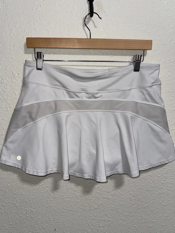 Lululemon Pace Setter Skirt White‎ Mid Rise Pleated Tennis Skort Size 8 - Image 2