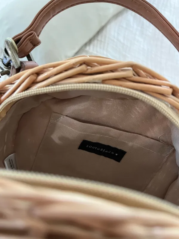 South Beach Woven Rattan Round Crossbody Purse - Image 3