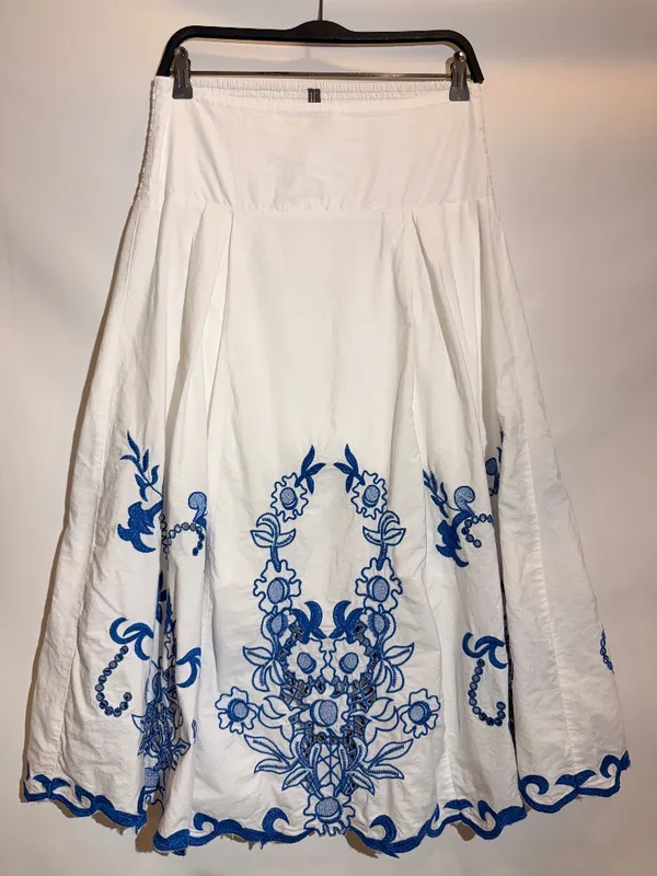 Anthropologie White Cotton Cutwork Embroidered Lined Midi Skirt Size S - Image 2