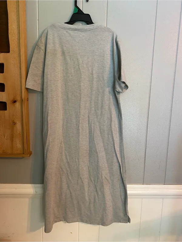 Small Casual Heather Gray Tee Dress with Sunset Palm 'Beer Me' Graphic - Image 4