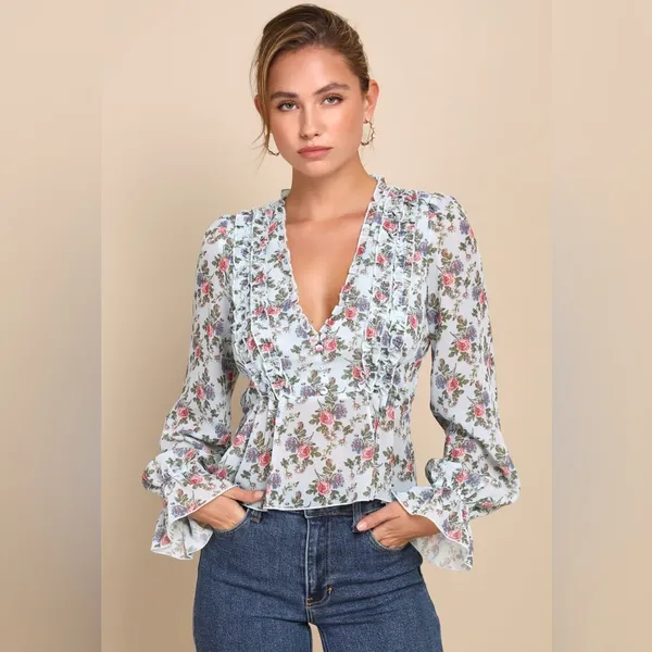 NWT Lulus Undeniably Darling Light Blue Floral Chiffon Balloon Sleeve Top XS - Image 10