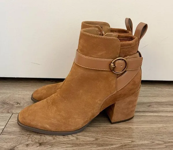 Vionic Tenley Block Heel Bootie Tan Size 7 - Image 7