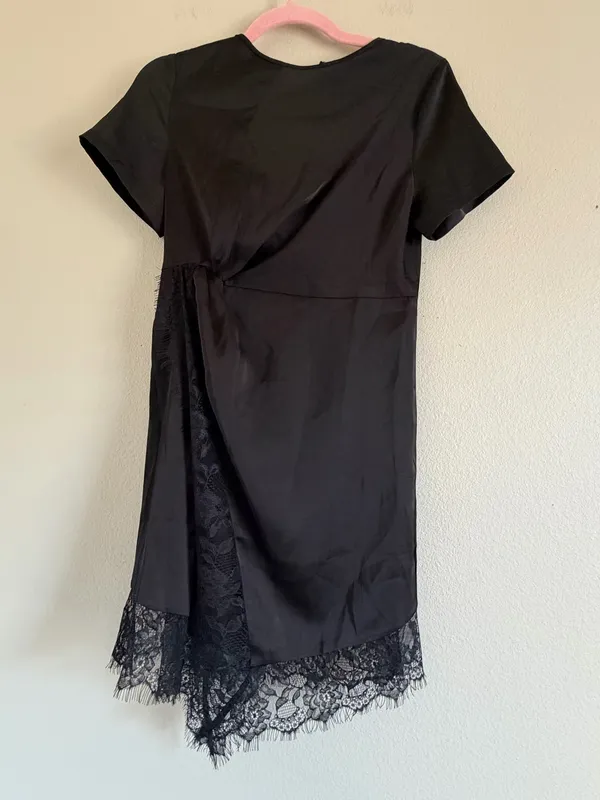 Commence black Short Sleeve Twist Waist Lace Hem Mini Dress Small NWT - Image 3
