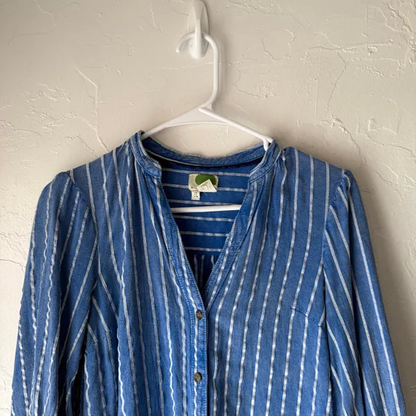 Anthropologie Size 8 Medium Blue Striped Viscose‎ Linen Blend Button Up Long Slv - Image 2