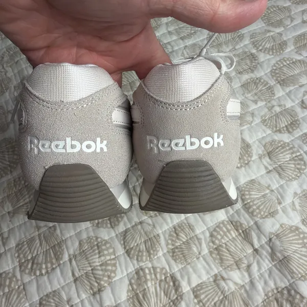 Reebok Glide Low Perfect Fit Suede Lace Up Womens Sneaker In Stone 11 Us 42.5 Eu - Image 2