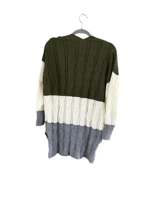V-Neck Cable Knit Colorblock Sweater in Olive, Cream & Gray - Image 9
