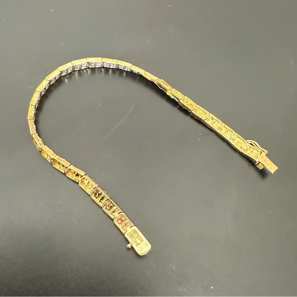 Vintage Signed M Gold-tone Diamond Illusion NO Stone 8 1/2” Tennis Bracelet 13g. - Image 6