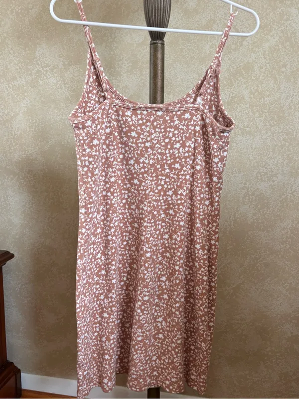 Old Navy Fitted Rib-Knit Mini Dress in Tan & White Floral - Size: Large - Image 2