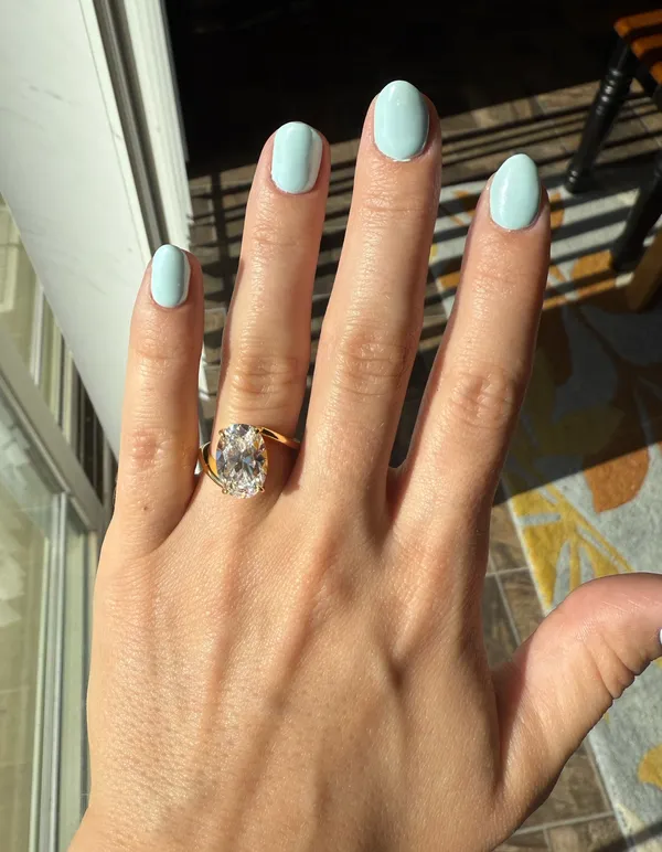 4.5Ct Oval Cut Unique Ring Gold Size 5 - Image 3