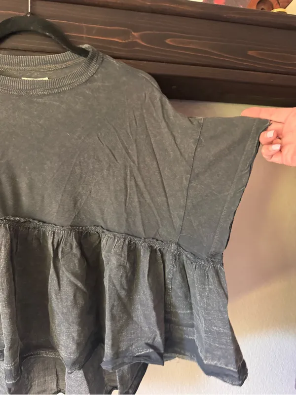 BDG Washed‎ Gray Ruffle-Peplum Crop Top - Image 3