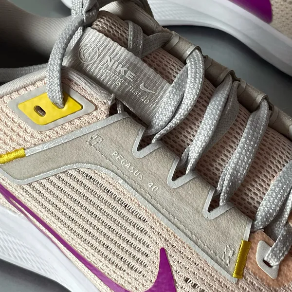 Nike Air Zoom Pegasus 40 Women’s Running Shoes Size 9.5 Beige Pink Athletic Sneakers - Image 3