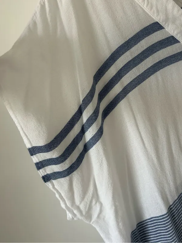 Southern Tide White & Blue V-Neck Striped Tunic Cover-up - Image 3