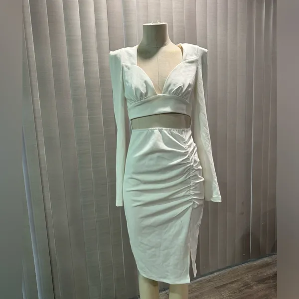 🍒BUNDLE 2 ITEMS FOR $8✨ 🌸AMTIOUS divine simulated two pieces dress ✨ White Size L - Image 2
