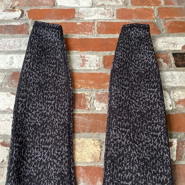 All in Motion Black and Gray Animal Print Workout Leggings Size XS - Image 3
