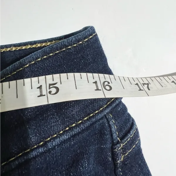 Levi's Classic Bootcut Dark Wash Jeans Size 12 Short W31 L30 - Image 6
