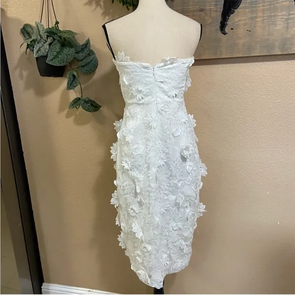 NWT Lulus Elevated Sensation White 3D Floral Embroidered Midi Dress - Image 7