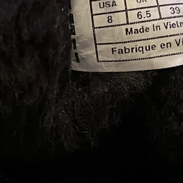 Ugg Women's Black Fur-Lined Boots Size 8 - Image 6