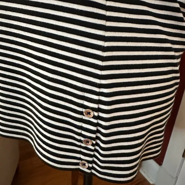 Lauren Ralph Lauren Black and White Boxy Polo Tee - Image 5