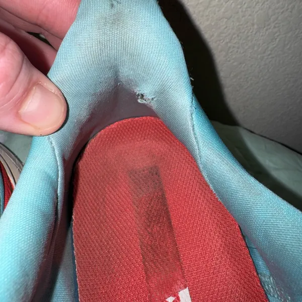 Hoka One One Clifton 8 Teal Women’s size 8 B - Image 8