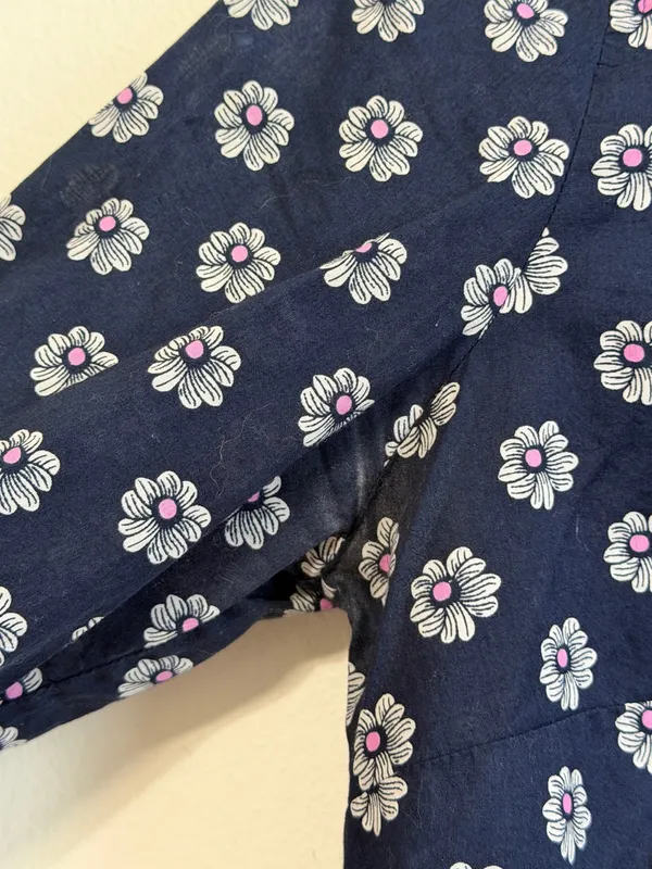 J. Crew Long Sleeve Perfect Button Down Shirt Floral Size 8 Navy Blue Top - Image 6