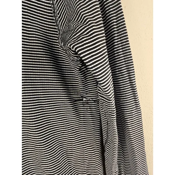 Lululemon Womens Black White Striped Long Sleeve Swiftly Tech Tee Tshirt Top 6 - Image 3
