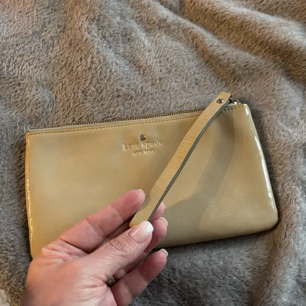 Kate‎ Spade Harrison Street Jenny Ann Metallic Gold Wristlet - Image 7