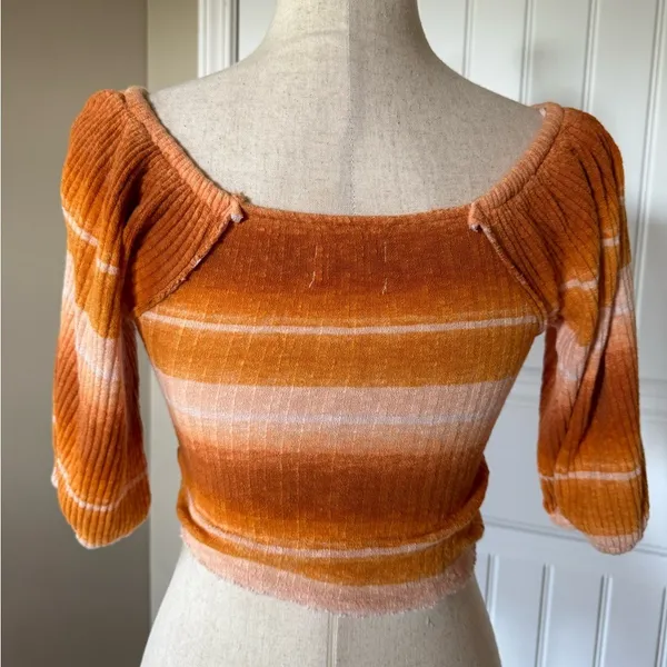 Urban‎ Outfitters Orange Ombre Striped Twist Front Crop Top Puff Sleeve Small - Image 2