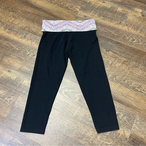 Victoria's Secret Yoga Capri Leggings Size Small Fold Over Black Pink Teal Y2K - Image 6