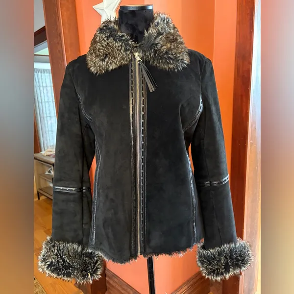 LNR Women's Leather + Faux FurJacket - Image 2
