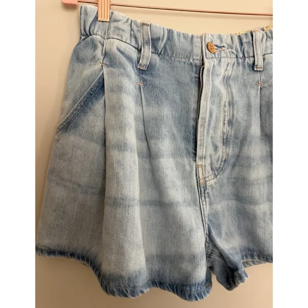 Free People We The Free Clark Pleated Denim Shorts Light Blue Women's Size Small - Image 5