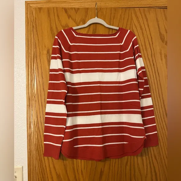 Pink Clover Red and White Valencia Curved Hem Striped Knit Top - NWOT - Size XL - Image 2