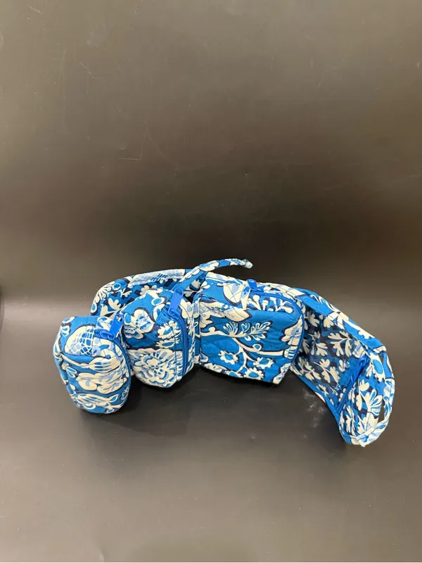 VERA BRADLEY Blue Lagoon Quilted Floral All Wrapped Up Jewelry Cosmetic Bag - Image 10
