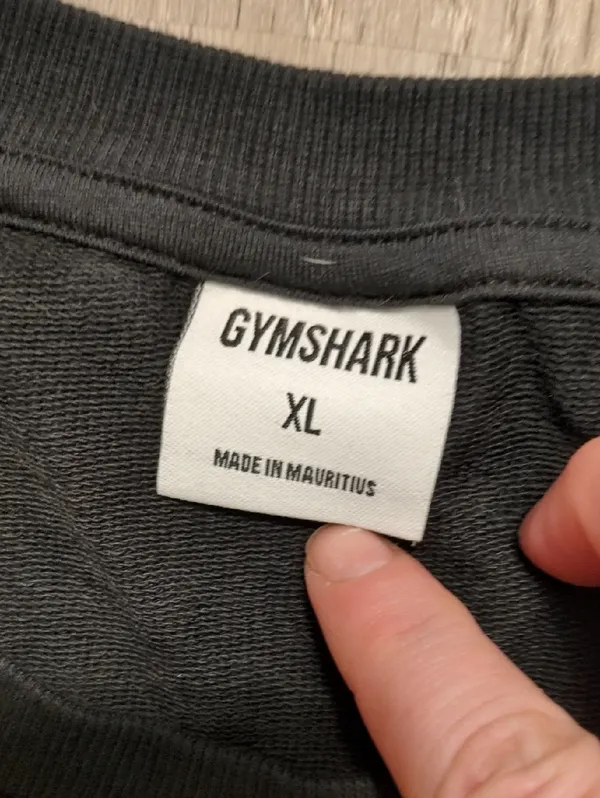 Gymshark Black Long Sleeve Crop Top Size XL - Image 2
