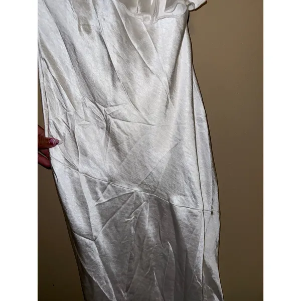 Here Comes the Sun White Satin NWT Ruffle Maxi Dress XS asymmetrical side slit Beach Wedding Chic - Image 3