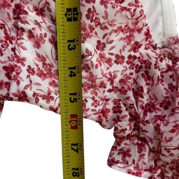 Mi Ami Francesca's Red Floral Ruffle Tiered Romper Size Medium | 0146 - Image 7