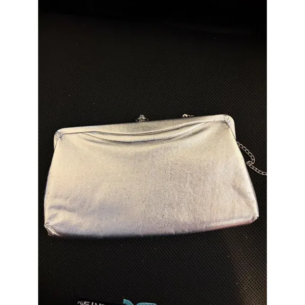 Vintage Silver Metallic Kiss Lock Clutch Bag with Chain Strap Evening Purse‎ - Image 4