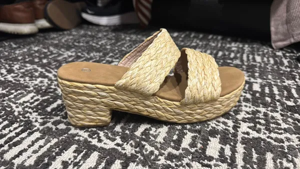 Sandals Yellow Size 9 - Image 3